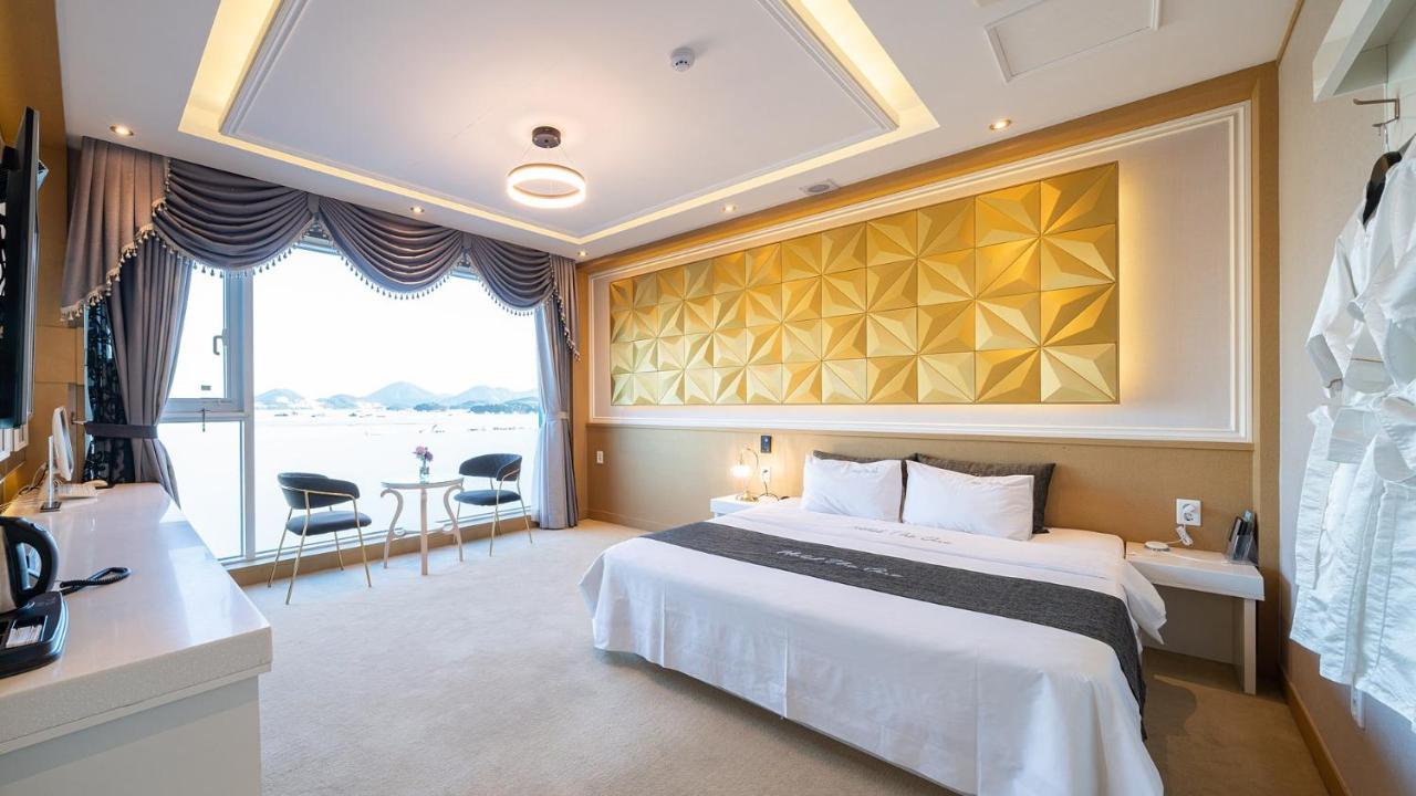 Hotel The One Йосу Екстер'єр фото